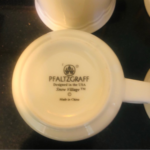 Four Pfaltzgraff Cups Snow Village 10 Oz. Cups Mugs Holiday Angel Barn - Picture 6 of 6